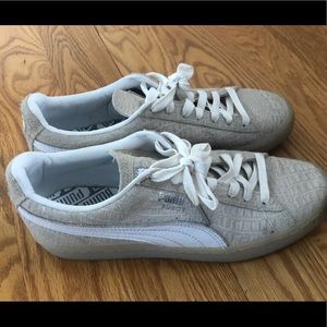 Puma Sneakers